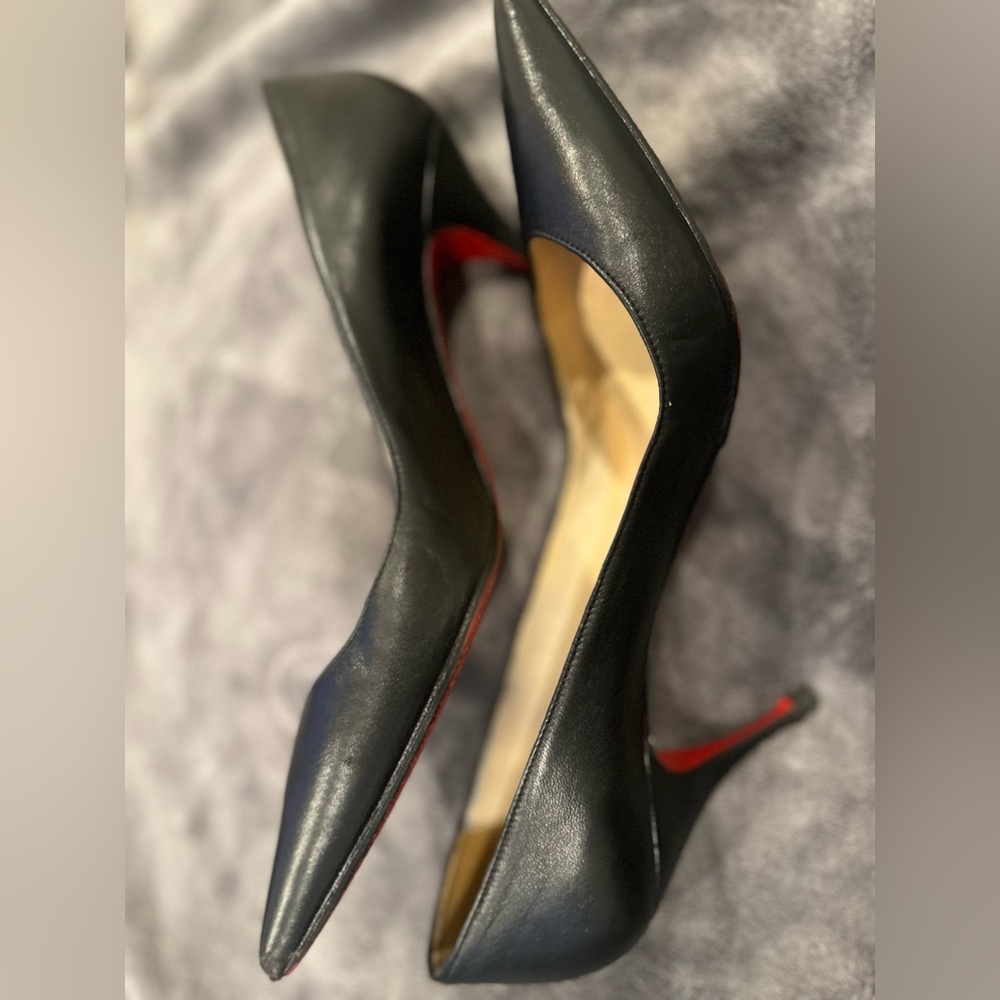 LOVED CHRISTIAN LOUBTAIN HEELS - Picture 11 of 12